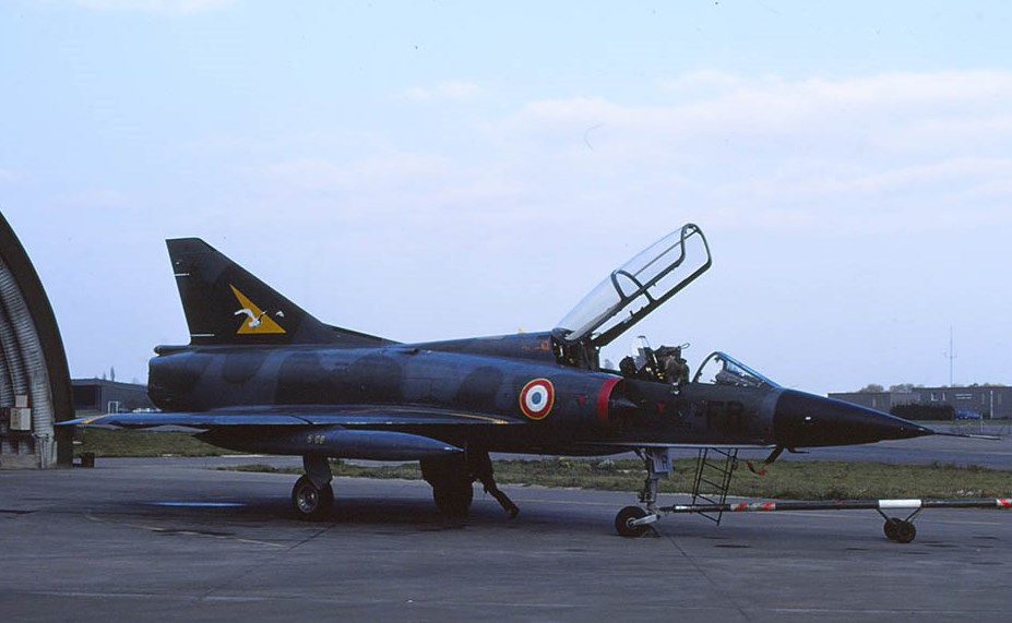 Mirage IIIB n°214 2-FR à l'escadron 2/2 à Dijon 1980 - 1984