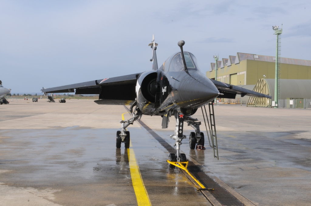 Mirage F1-CT 260 lavage après remontage Avord 2010