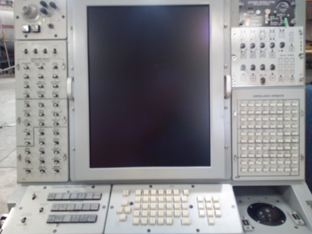 1ère console AWACS remontée  (provenance SDCA 202)